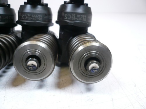 VW MK5 TDI BRM JETTA DIESEL SET OF PD FUEL INJECTORS 2006 - 038130073BN - Picture 15 of 22
