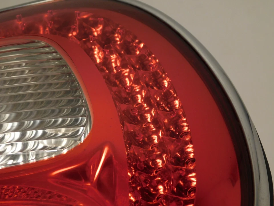 Jaguar 2004-2007 Jaguar XJ8 XJR Vanden Plas luz trasera derecha LED pasajero Foto 3 de 4