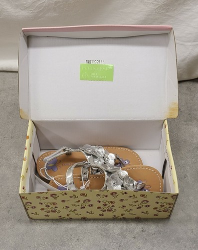 LAURA ASHLEY SANDALS SIZE 9 SILVER FLOWERS - NEW! Item #612574 - Picture 4 of 5