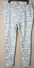 Time and Tru High Rise Jeggings Women XL (16-18) Stretch Fitted Pants Camo NEW