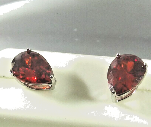 Orecchini ARGENTO 925 rodiato pera/goccia zirconi colore rosso scuro 8x6mm - Foto 2 di 10