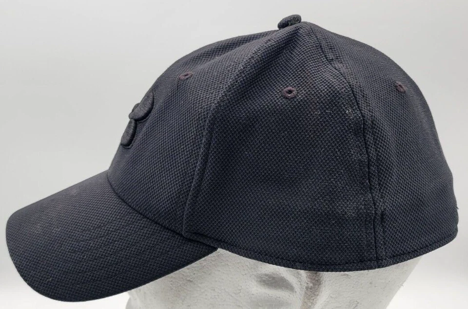 UNDER ARMOUR BLITZING BONÉ CHAPÉU AJUSTADO TAMANHO L/XL MASCULINO PRETO LOGOTIPO GRANDE - Imagem 2 de 4