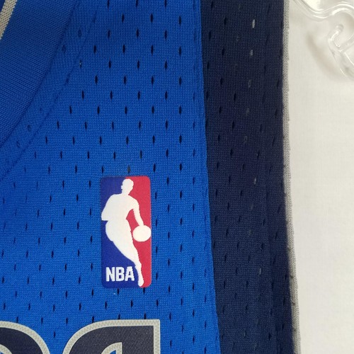 NEW Dirk Nowitzki Mitchell & Ness Mavericks Swingman Jersey Men's Size Small NWT - Picture 7 of 10