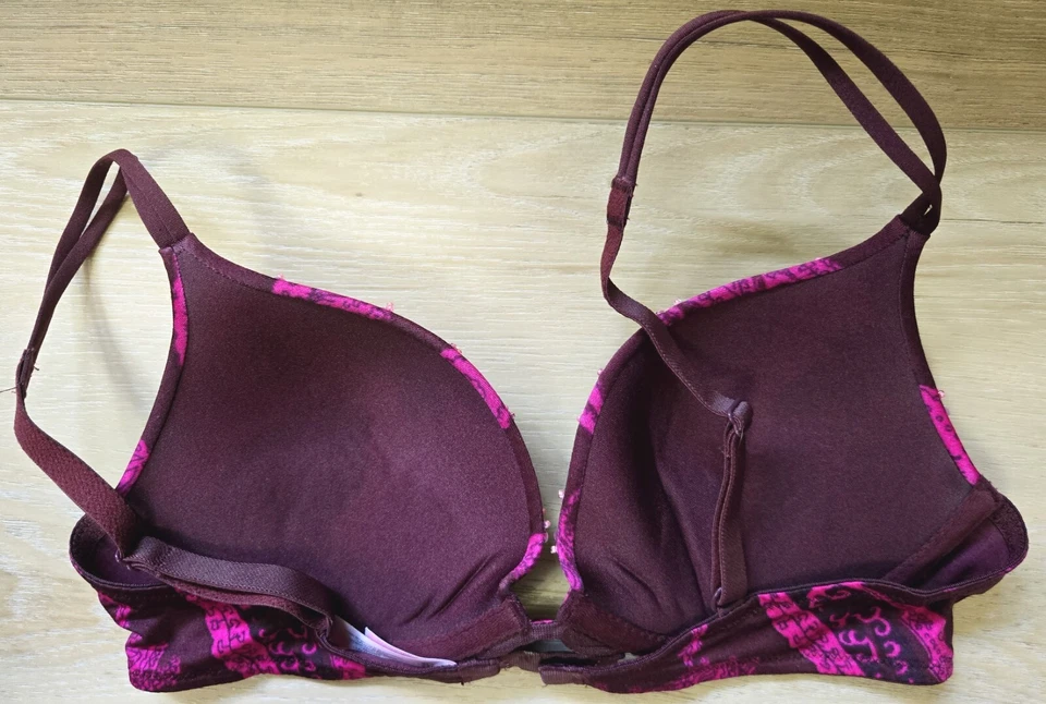 Sujetador vintage 2005 Victoria's Secret muy sexy push-up satinado lentejuelas con aros 34B Foto 3 de 4