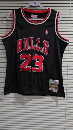 Chicago Bulls 97/98 - Michael Jordan - Baloncesto NBA - Negro - XL (EE. UU. - GRANDE) - Vídeo 1 de 1