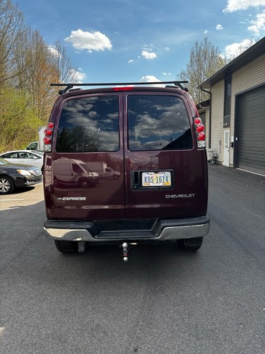 2004 Chevrolet Express Quigley 4x4 - Picture 4 of 20