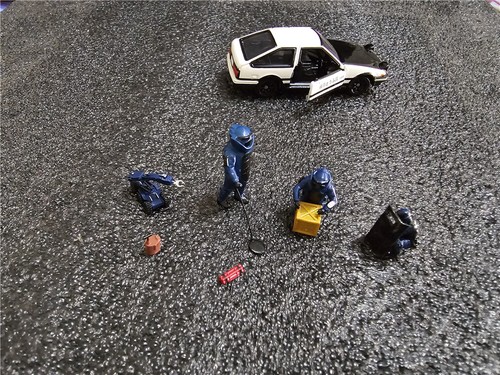 1:64 Bomb Disposal HONGKONG Robot Dog Team Resin Smart Doll Figure - Picture 1 of 11