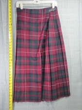 Size 10 WPL8046 Charter Club Skirt Plaid Red and Geeen made in Scotland C2