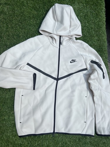 HV0949-104 Herren Medium Nike Sportswear Tech Fleece Windrunner Hoodie mit durchgehendem Reißverschluss