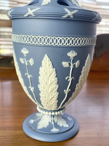 Rare Antique Georgian Adam’s Pottery Jasperware Posy Vase Minor Damages - Picture 6 of 23