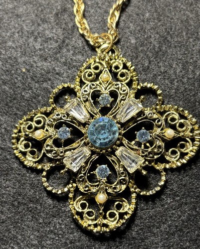 Vtg Blue Faceted Rhinestone Necklace Sarah Coventry Tag Pendant 24” Strong Chain - Picture 4 of 11
