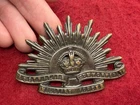 WW1 WW2 Original Australian Commonwealth Military Forces RISING SUN Hat Badge