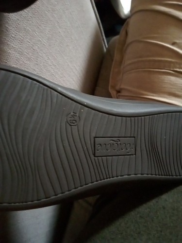 Braune Damen-Halbschuhe aus Leder Größe 6,5, Fußhandschuh - Bild 13 von 15