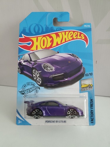 Hot Wheels 2019 Factory Fresh #10/10 Porsche 911 GT3 RS in lila