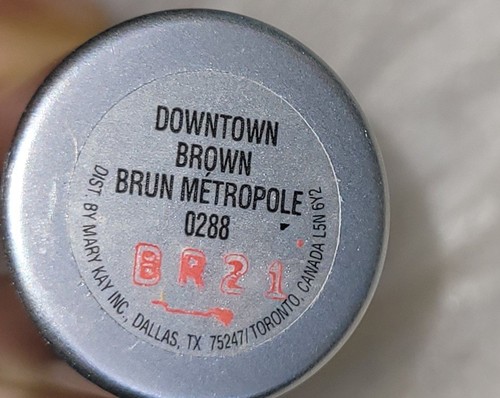 RARE MK Mary Kay Creme Lipstick 0288 Downtown Brown "Light Smear" - Picture 2 of 3
