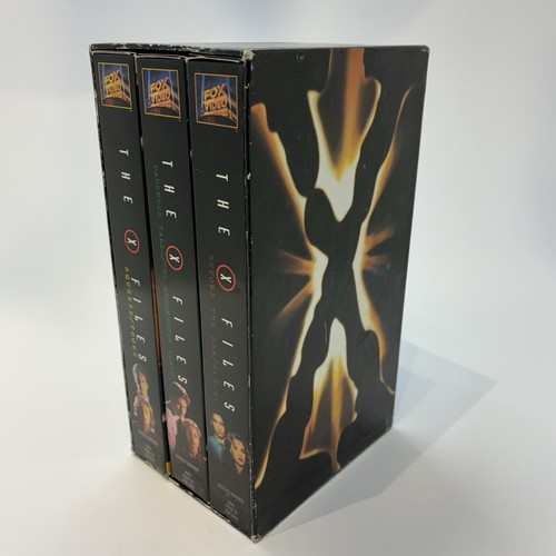 The X-Files Vol. 2 (1996) | VHS 3-Tape Set | Squeeze | Tooms | Erlenmeyer Flask - Picture 2 of 14