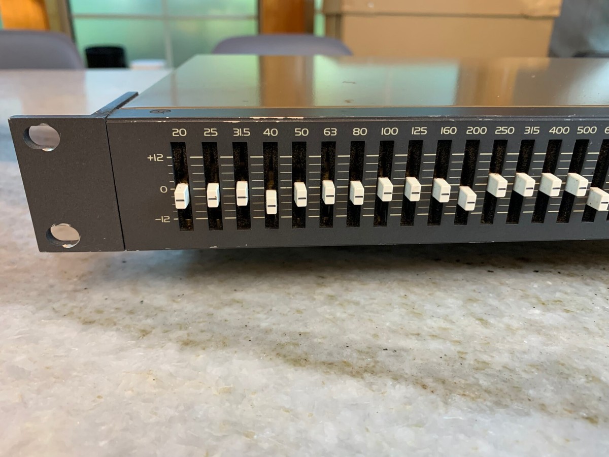 Vintage 1984 1/3 Octave EQ Equalizer MADE IN JAPAN 6.35 mm TRS/TS