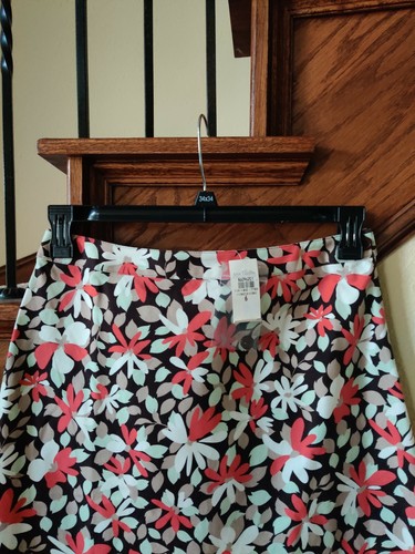 Ann Taylor 2pc Floral Skirt Suit Size 6/8 NWT - Picture 11 of 12