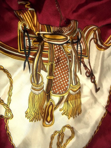 VTG.RARE AXE MOD PARIS SILK SCARF EQUESTRIAN STYLE- PRE-OWNED 34x34 HAND ROLLED - Picture 2 of 19