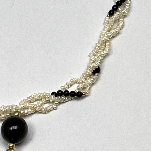 Collar de cuentas de triple hilo de ónix negro y perlas irregulares de agua dulce de 4 mm 24 pulgadas - Imagen 14 de 19