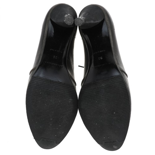 Balenciaga Black Leather Pointed Toe Lace Up Ankle Boots Size 39 - Picture 6 of 10