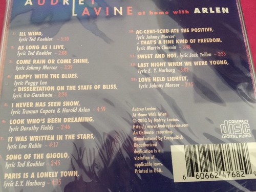 Audrey Lavine at home with Arlen brand new cd - Imagen 4 de 4