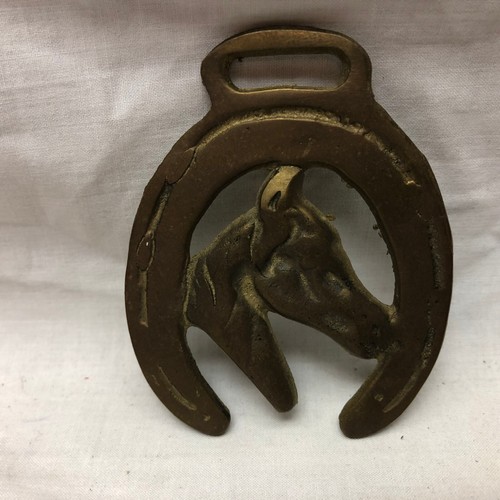 Vintage Metal Adornment Horse Shoe  - Picture 1 of 6