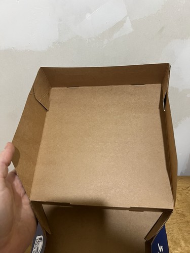 Taco Bell $5 Box Sony Playstation 4 System Limited Edition Gold PS4 PROMO ITEM - Picture 8 of 11