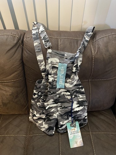 Girls Camouflage VIP Short Jumper Size Meduim (4D14) - Bild 1 von 3