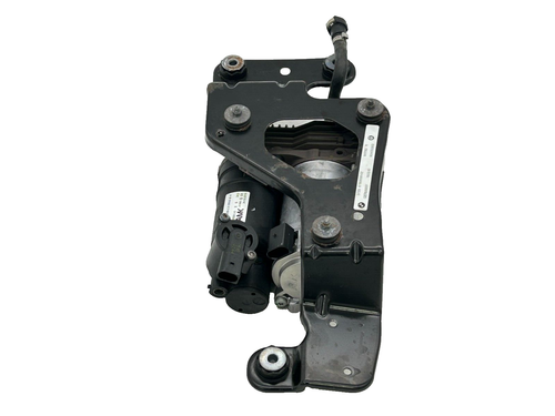 2007 - 2013 BMW E70 X5 AIR SUSPENSION COMPRESSOR PUMP W/ BRACKET 6789938 OEM - Picture 6 of 11