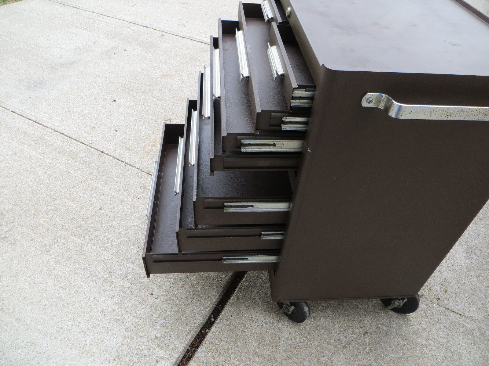Kennedy 8 Drawer Machinist Rolling Tool Cabinet With Key - FREE local PickUP - Picture 3 of 21