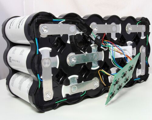 NESSCAP Ultra Capacitor 18X 3000F In Series 166 Farad 48V DC + Balancing Circuit - Picture 2 of 12