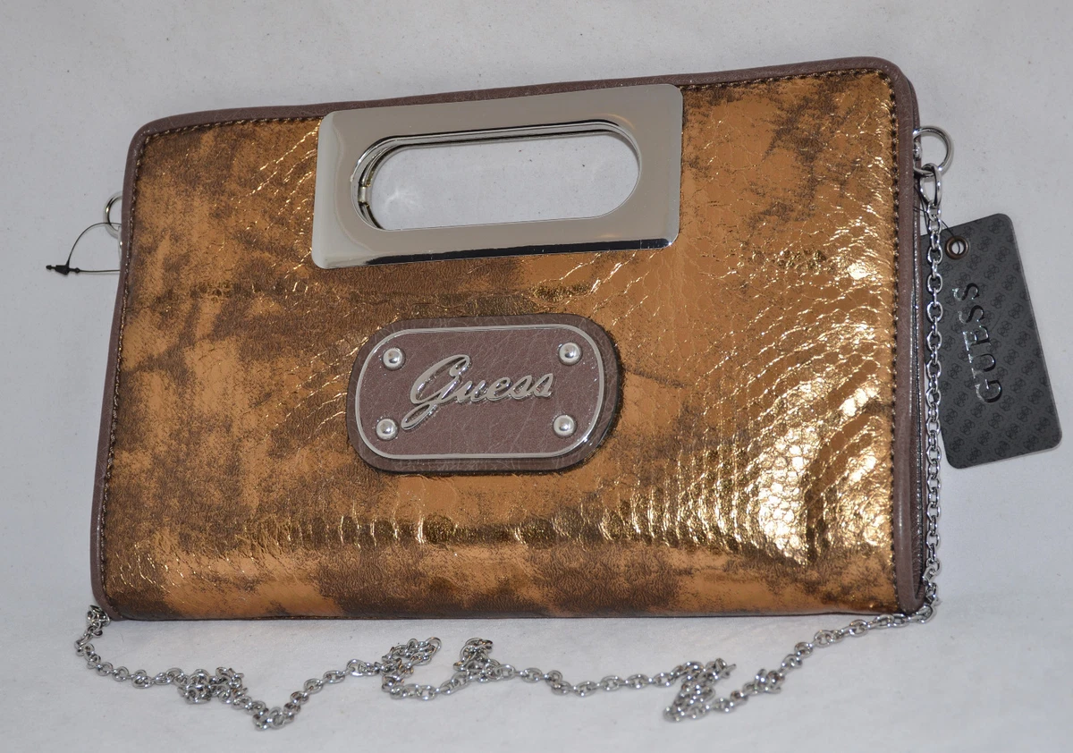 Marciano clutch 2025