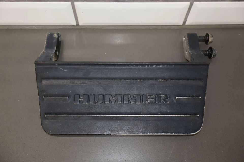 03-09 Hummer H2 SUV Set (3) OEM Side Steps - Image 2 of 4