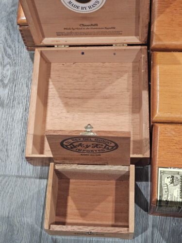 LOT of 12 MIXED WOOD CIGAR BOXES - Picture 13 of 13