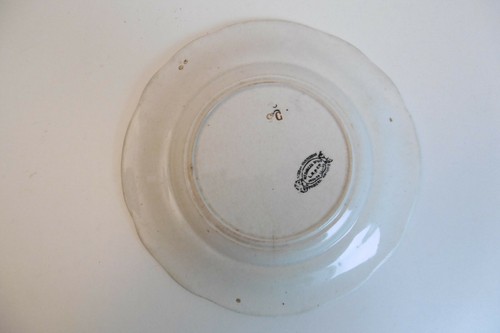 ANCIENNE ASSIETTE PARLANTE CREIL MONTEREAU N°3 D'UNE SÉRIE SUR LES CRINOLINES - Imagen 4 de 5