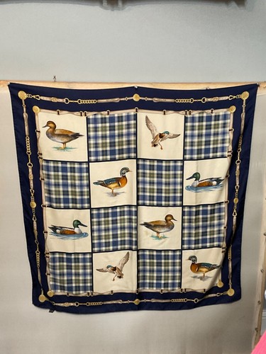VINTAGE aus den 80er Jahren Made in Italy Seidentuch Enten 34". D2