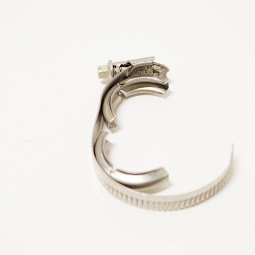 BMW E46 E39 E60 AGR-Ventil Abgasschlauch Rohrschelle Clip 11717786146 NEU ORIGINAL
