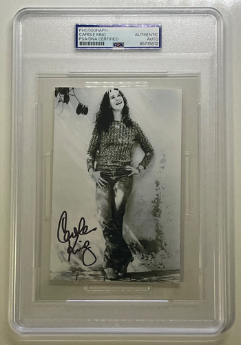 CAROLE KING HAND SIGNED Autographed PSA Authenticated Auto and SLABBED Legit