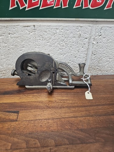 E100- Antico raro aereo rabbino naso toro Sargent 1508 1/2 con recinzione e misuratore di profondità