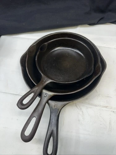 Wagner Ware Sydney -O- Cast Iron Skillet Set Nos 3,5,6 . (Read Description )