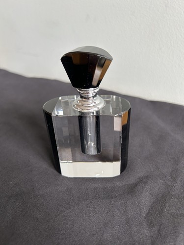 Art Deco Design Schwarz & Klarglas Parfüm Flakon und Stopfen