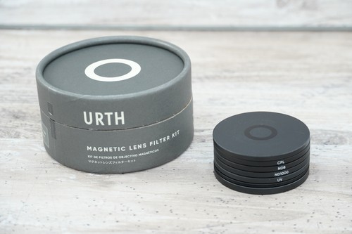 Urth Magnetic Lens Filter Kit 52mm - Picture 1 of 8