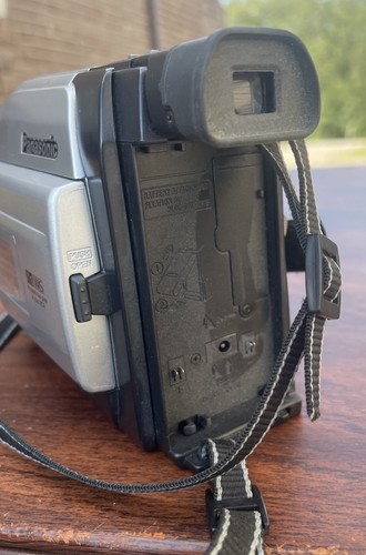 PANASONIC PALMCORDER PV-L454D PARTS ONLY - Picture 4 of 6