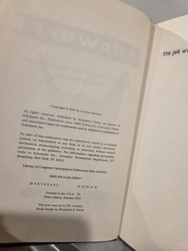 Gordon Korman Lot of 7 Hardback Books 2 Swindle Mystery Scholastic Dog Lovers - Picture 4 of 4