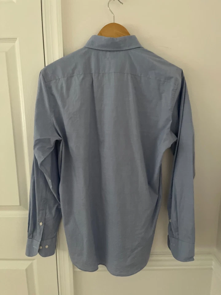 Para hombres Uniqlo Calce Ajustado Talla Pequeña Azul Claro Patrón Abotonado Clásico Foto 2 de 4