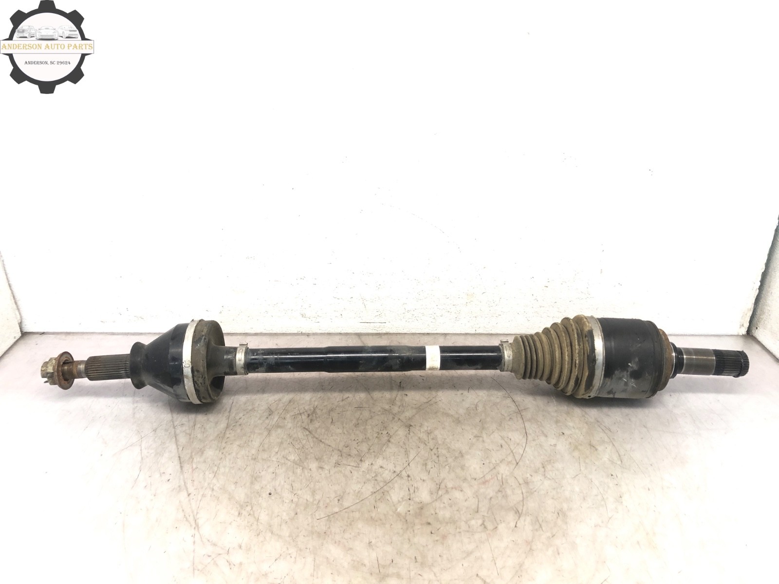 2017-2022 MASERATI LEVANTE AWD RIGHT PASSENGER REAR CV AXLE JOINT SHAFT OEM
