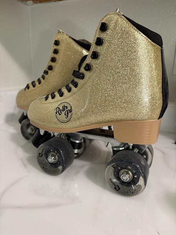 EUC Pacer Roller Girl Astra Gold and Black Women's Roller Skates Size 10