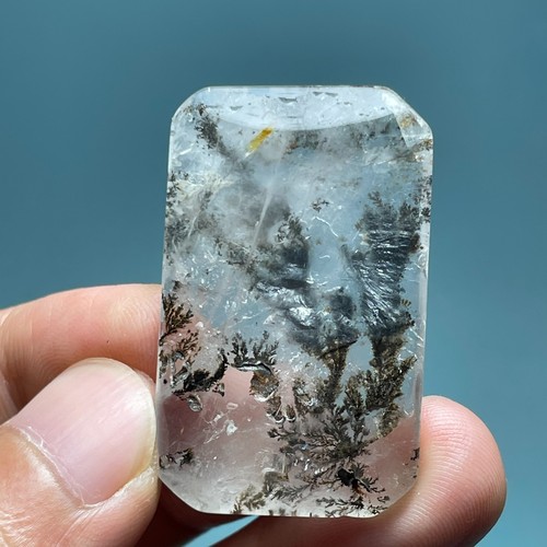 78ct Purificar Curar Raro Claro Natural Árbol de Mica Cristal Reiki Espécimen Colgante - Imagen 8 de 9