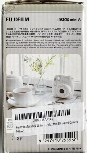 BRAND NEW FUJIFILM INSTANT MINI 8 WHITE FUJI CAMERA IN BOX WITH TWO FILM PACKS - Picture 5 of 8